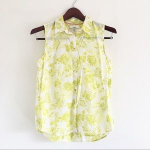 Sleeveless button down shirt